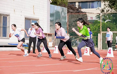 奮勇爭先 賽出精神——集團(tuán)運動會展現(xiàn)中節(jié)能國禎好風(fēng)采